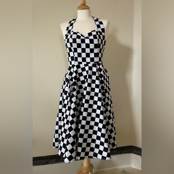 Grace Karin Dresses & Skirts - Grace Karin Black & White Check Halter Dress – Full Skirt, Size M
